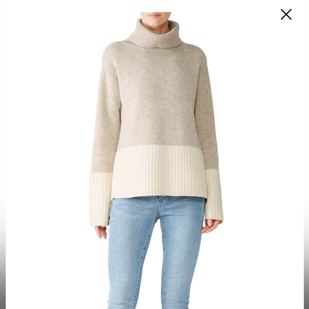 Derek Lam Contrast Turtleneck, size XS